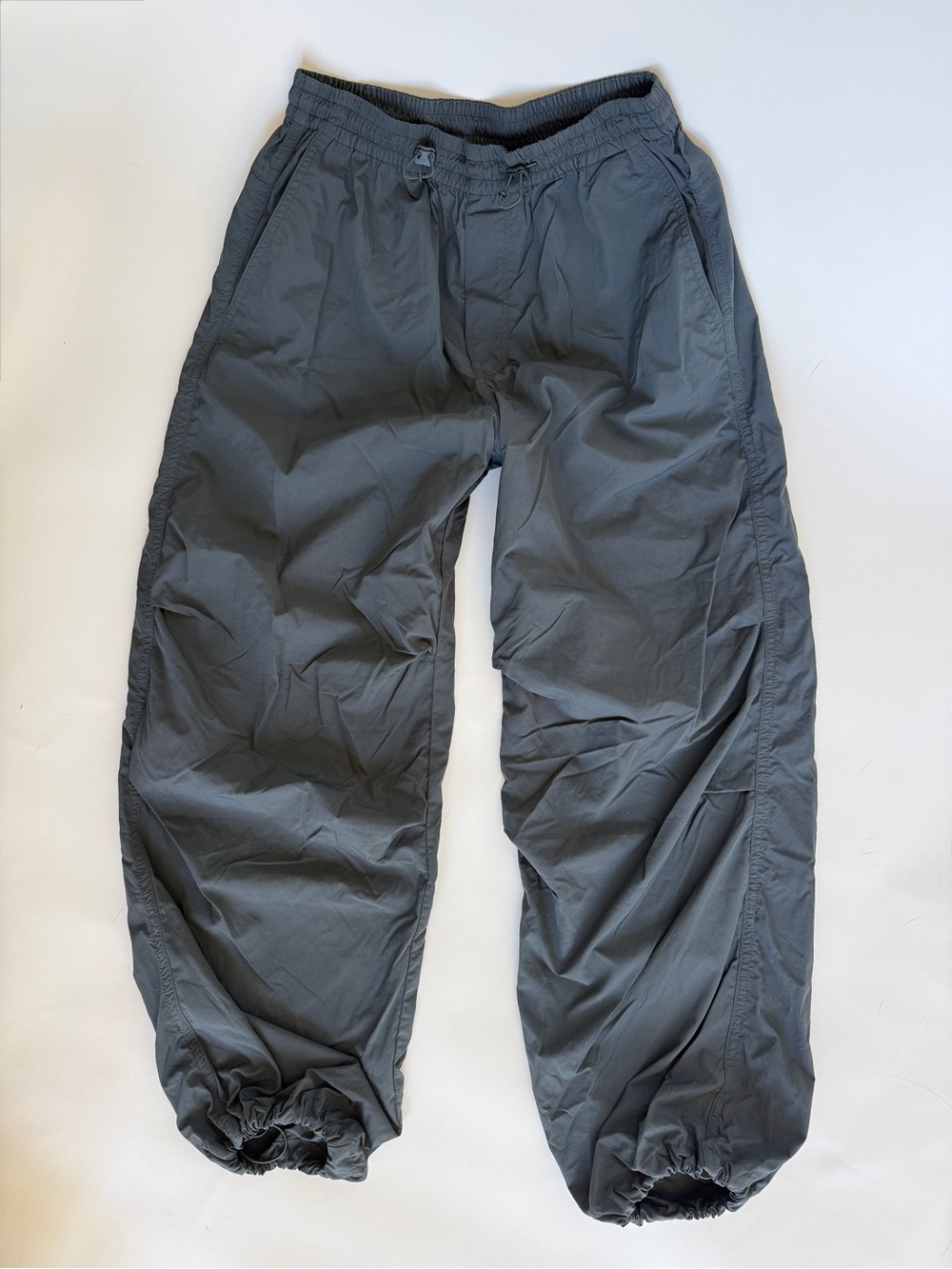 Uniqlo Parachute Pants S